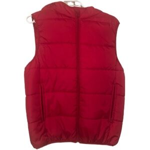 🩵3/$20🩵 Red hooded puffer vest